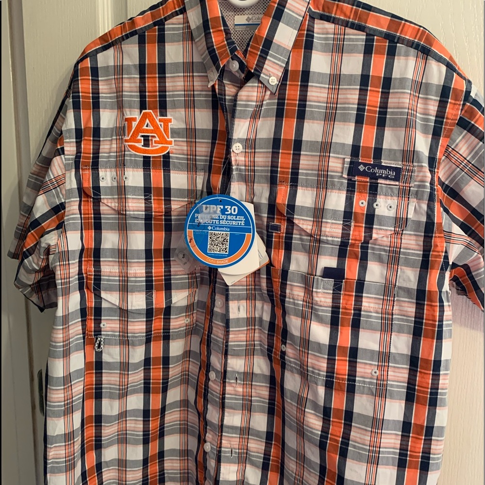 Columbia Omni shade button down short sleeve shirt